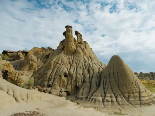 dinosaur-provincial-park-01.jpg
