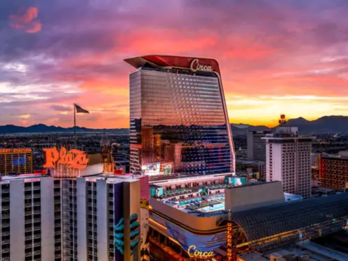 jpeg-optimizer_rr_lvcva-downtown-aerial_circa-plaza-main-st_31_sm.jpg