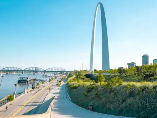 small-gateway-arch-national-park-1.jpg