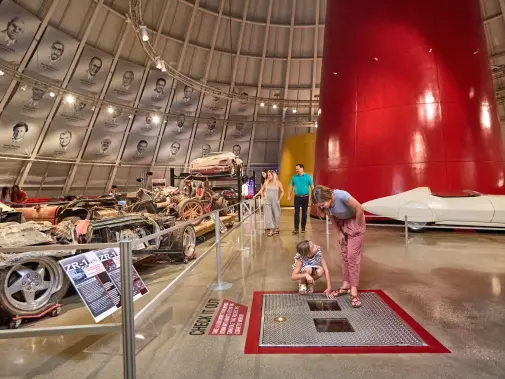 2021_ky-ww--clc---national-corvette-museum_01-edit-photo-1.jpg