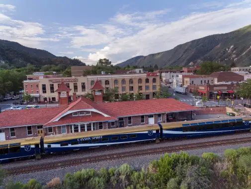 cs25_rtr_glenwood-springs.jpg