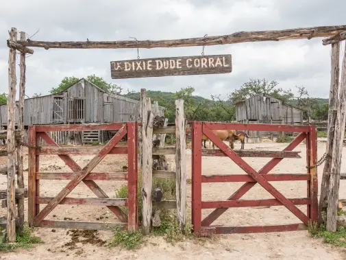 dixie-dude-ranch-2.jpg