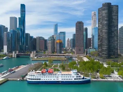 ship_exterior_vii25-dronechicago004r-xl.jpg