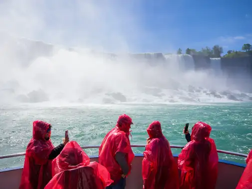 shorex_vii25-niagarafalls028r-l.jpg